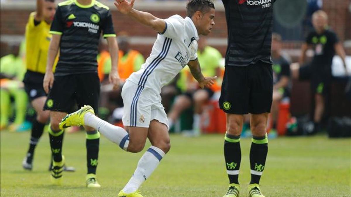 Mariano marcó un golazo ante el Chelsea