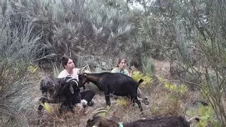 La  Escuela de Pastores formó a 18  hombres y mujeres dispuestos a volver al rural  y la ganadería como medio de futuro