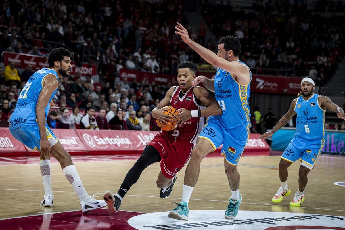 CASADEMONT ZARAGOZA - GRAN CANARIA EN LA LIGA ACB EN EL PRINCIPE FELIPE