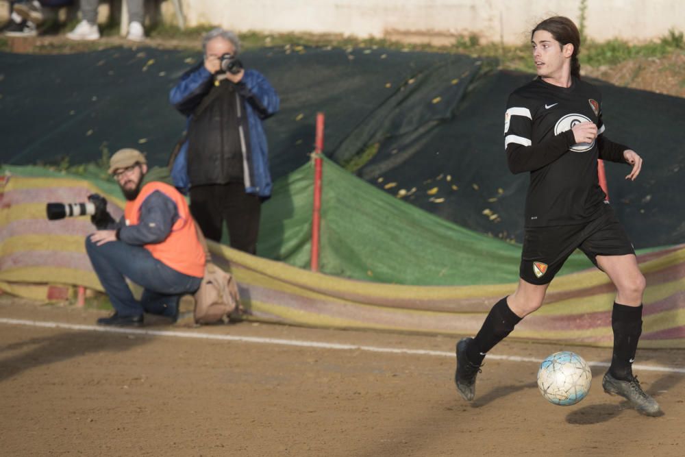 La primera jugadora transsexual catalana debuta a