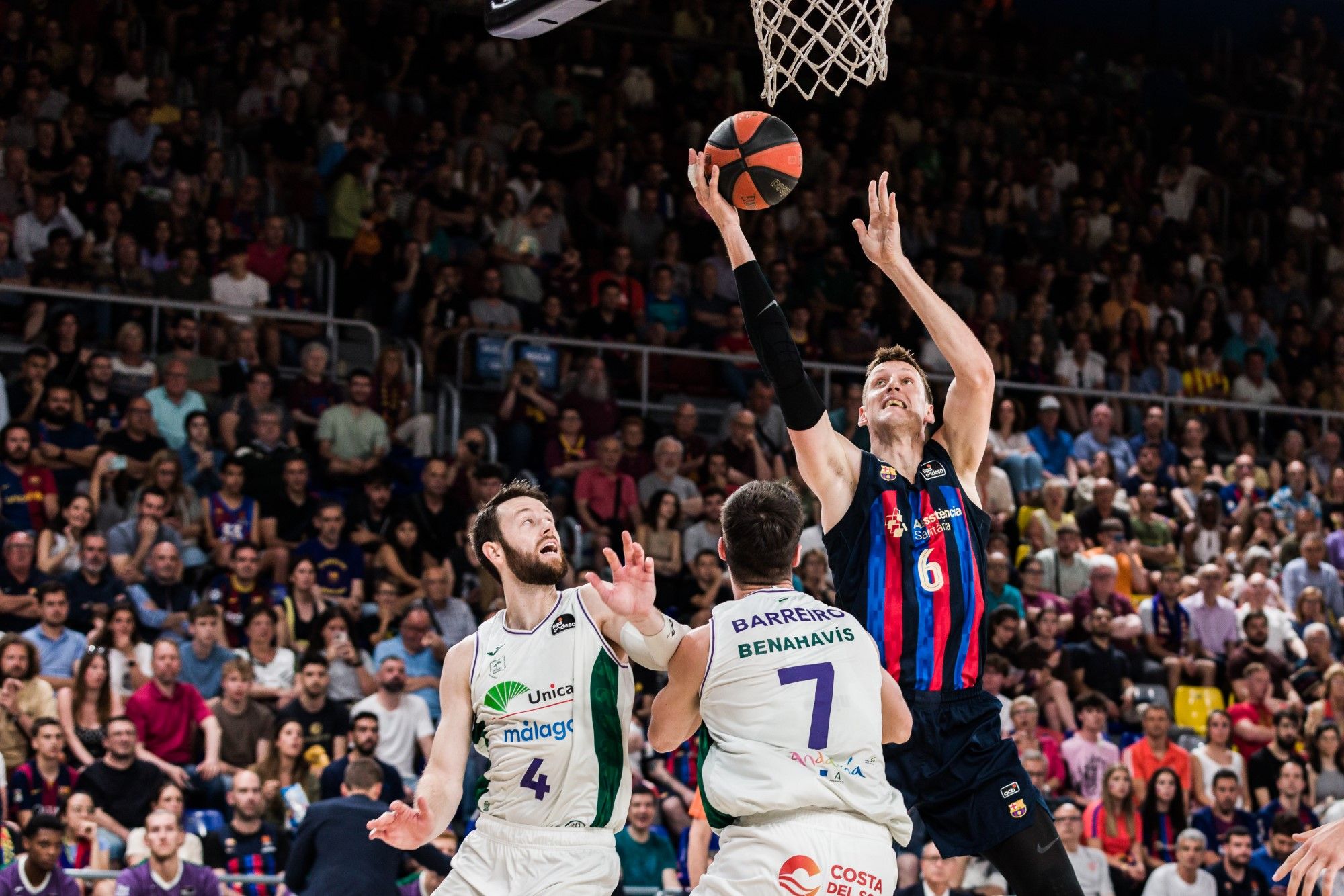 Barcelona - Unicaja, segundo partido de semifinales de la Liga Endesa, en imágenes