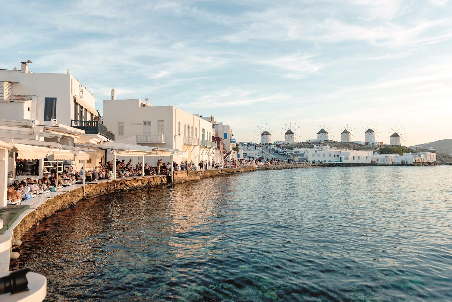 Santorini al atardecer.