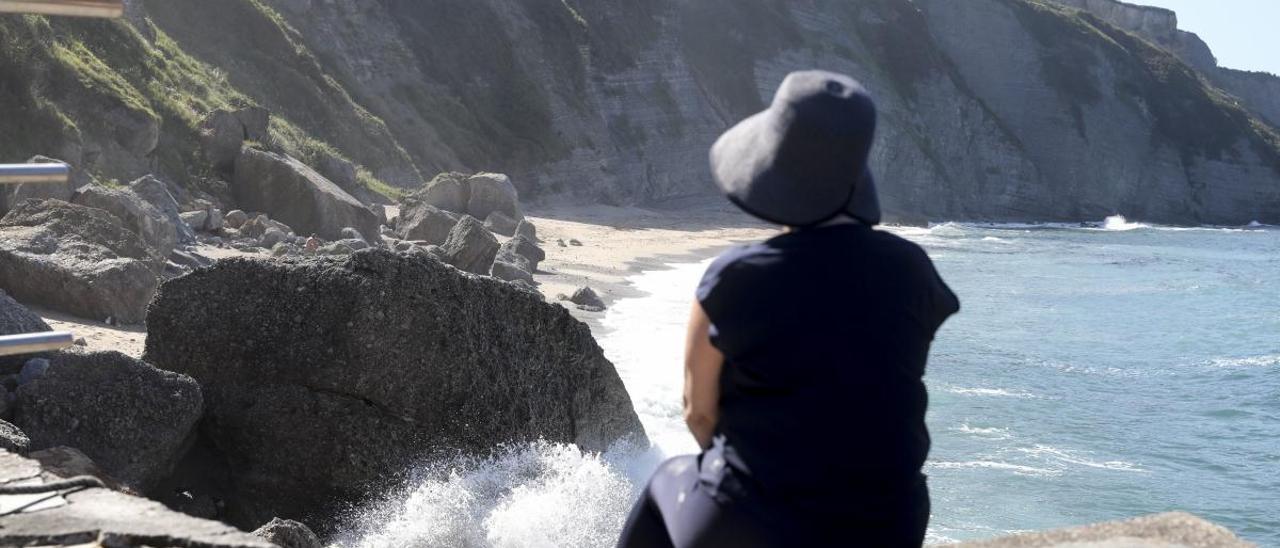 Día 16 de la desescalada: Asturias empieza a ver el final de la pesadilla mientras toma el sol en otra jornada sin nuevos contagios