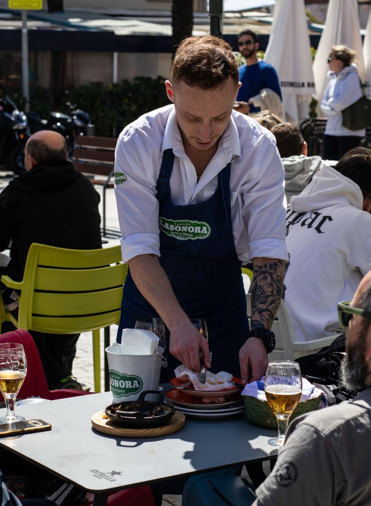 Treball planteja un SMI de 1.123 € que la patronal i els sindicats refusen