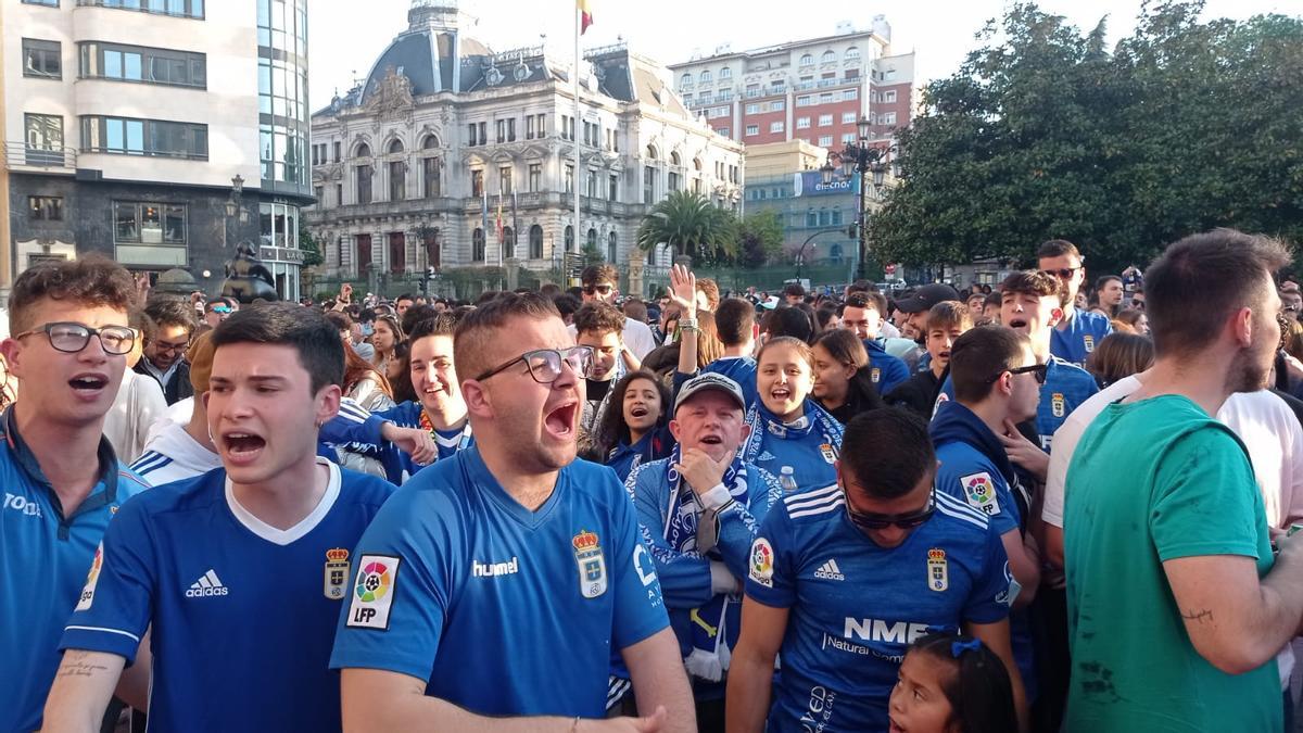 Ambiente en La Escandalera en el derbi