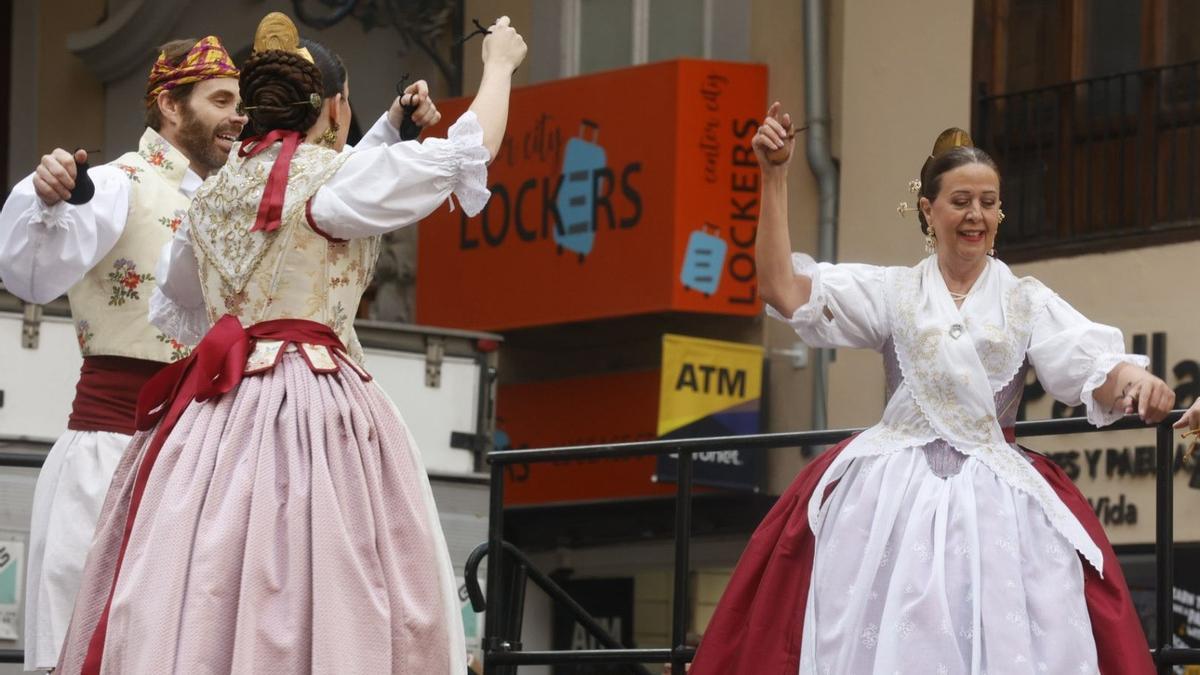 Los Balls al Carrer tendrán doble sewsión de domingo y lunes