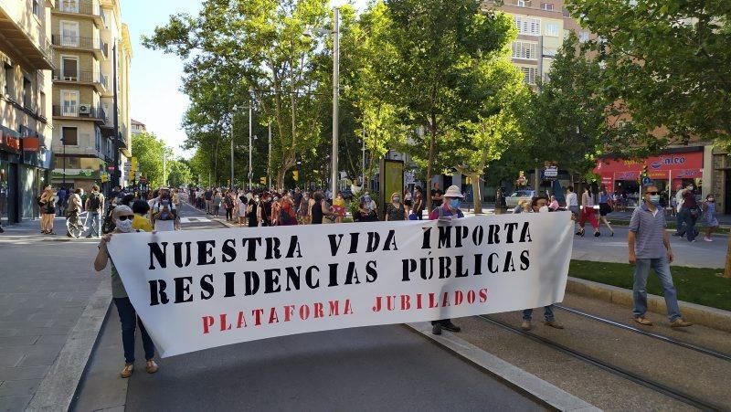 Manifestación en contra del hospital privado