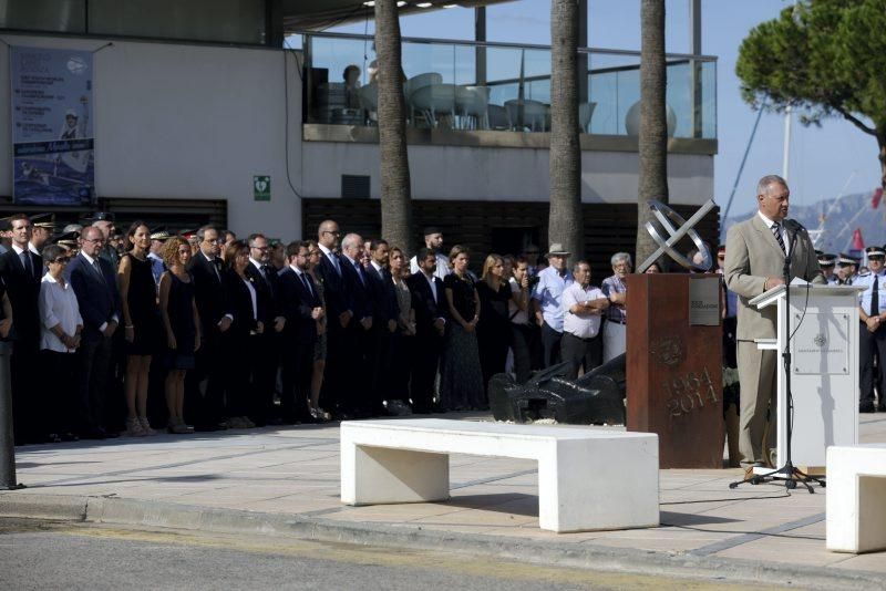 Homenaje a las vííctimas de Cambrils