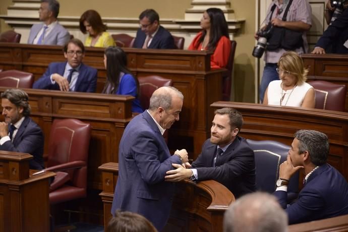 Constitución de la X Legislatura en el Parlamento de Canarias