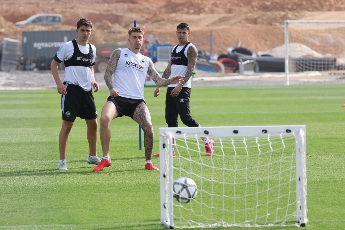 Entrenamiento del CD Castellón en la ciudad deportiva Globeenergy