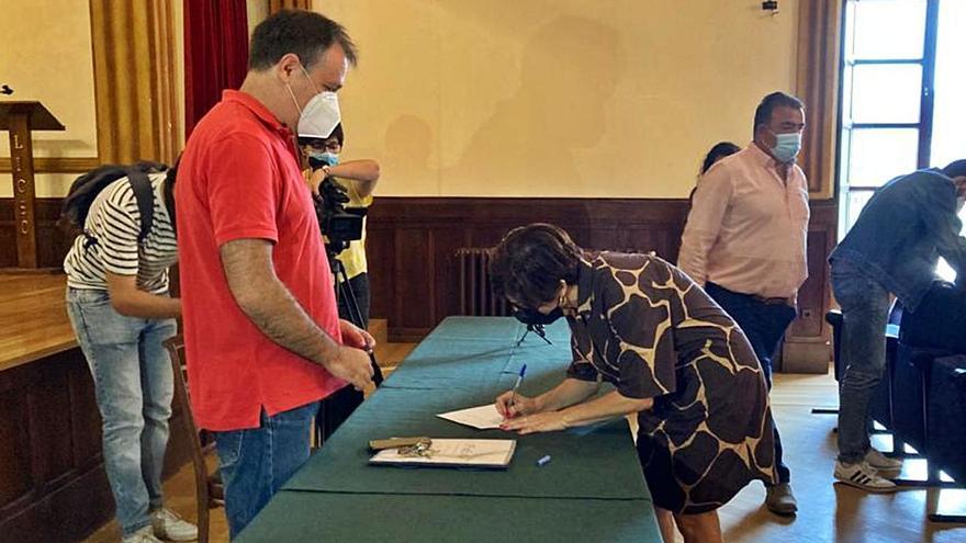 Unanimidad política y social para reclamar que se retome el máster exclusivo en Aeronáutica - Vimarsana News