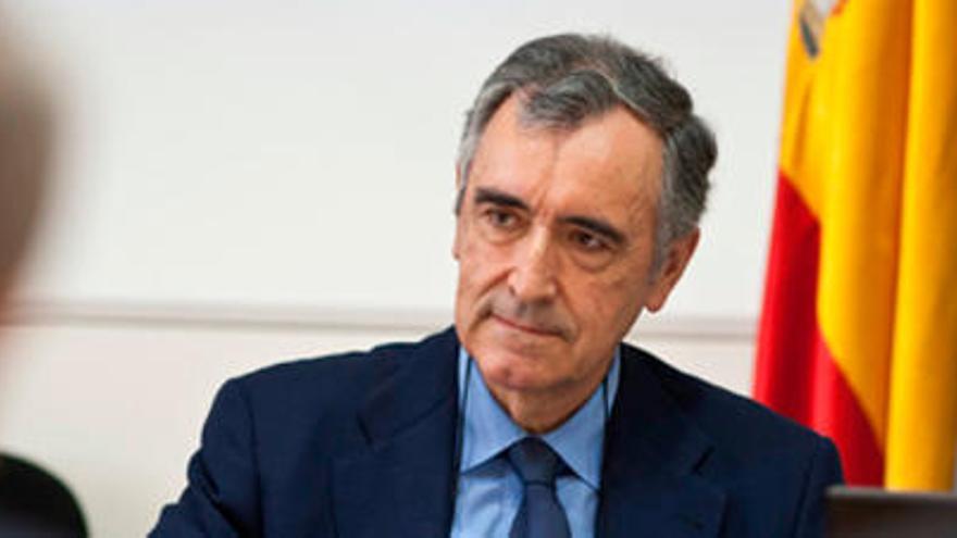 El todavía presidente de Novagalicia Banco, José María Castellano, en una comparecencia. / Óscar Corral