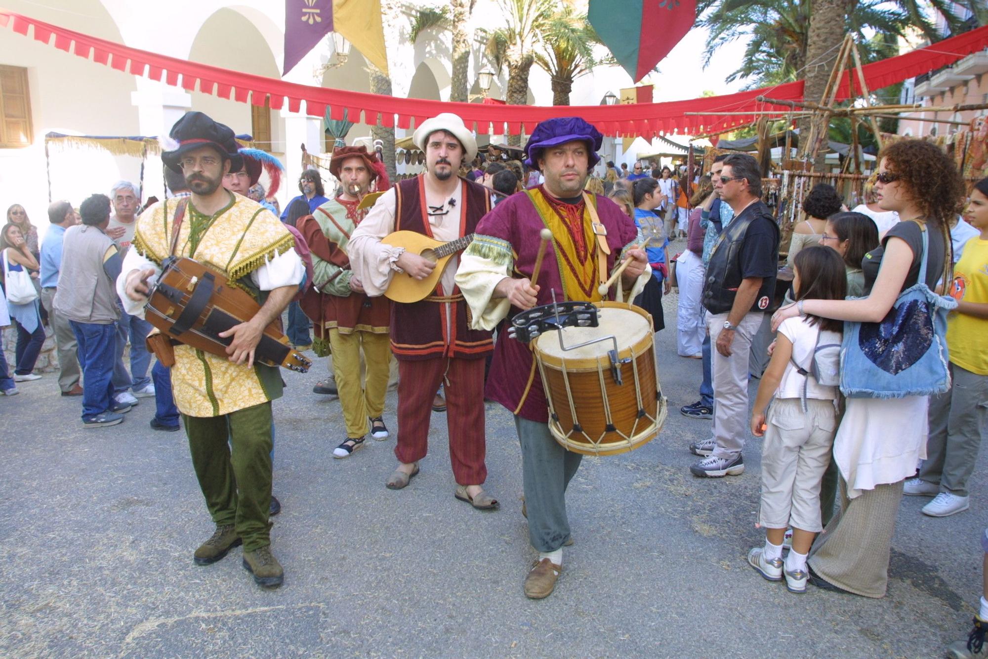 Edición de 2003 de la Feria Medieval de Ibiza.