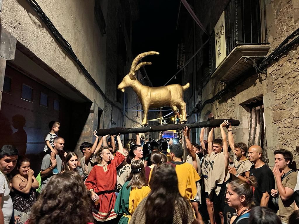 Moià celebra la Festa de la Cabra d'Or
