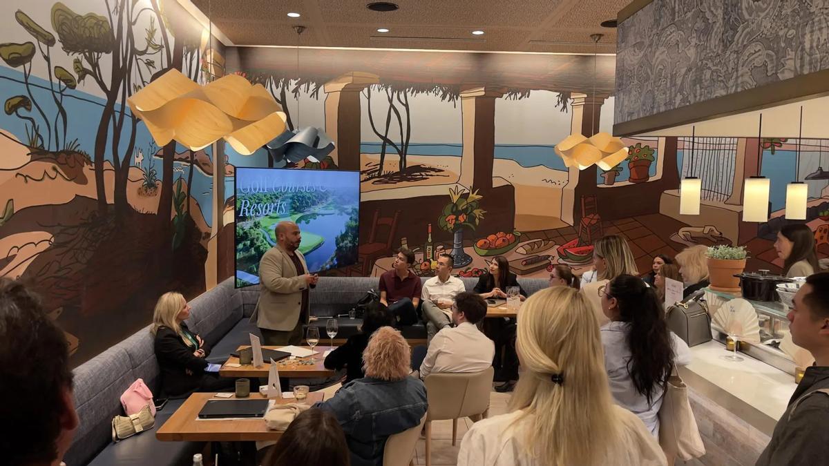 Un moment d’una presentació sobre l’oferta de golf de Girona davant d’operadors i agents nord-americans