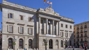 Fachada del Ayuntamiento de Barcelona.