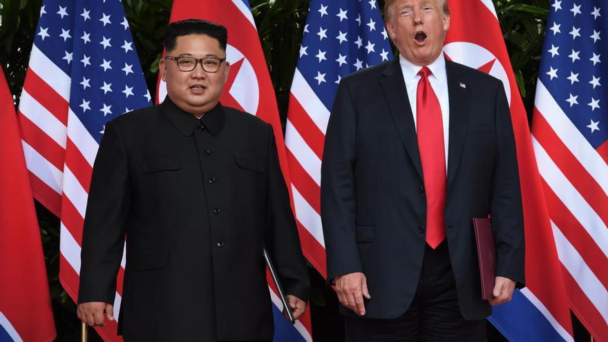 Kim Jong-un i Trump, després de la signatura de l&#039;acord