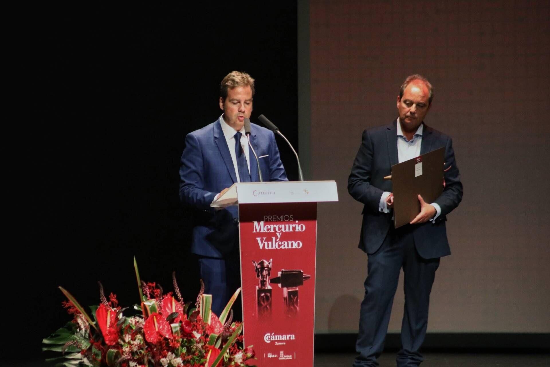 Zamora. 37ª edición de los Premios Mercurio y Vulcano y las Medallas a la Dedicación Empresarial y Lealtad a la empresa.