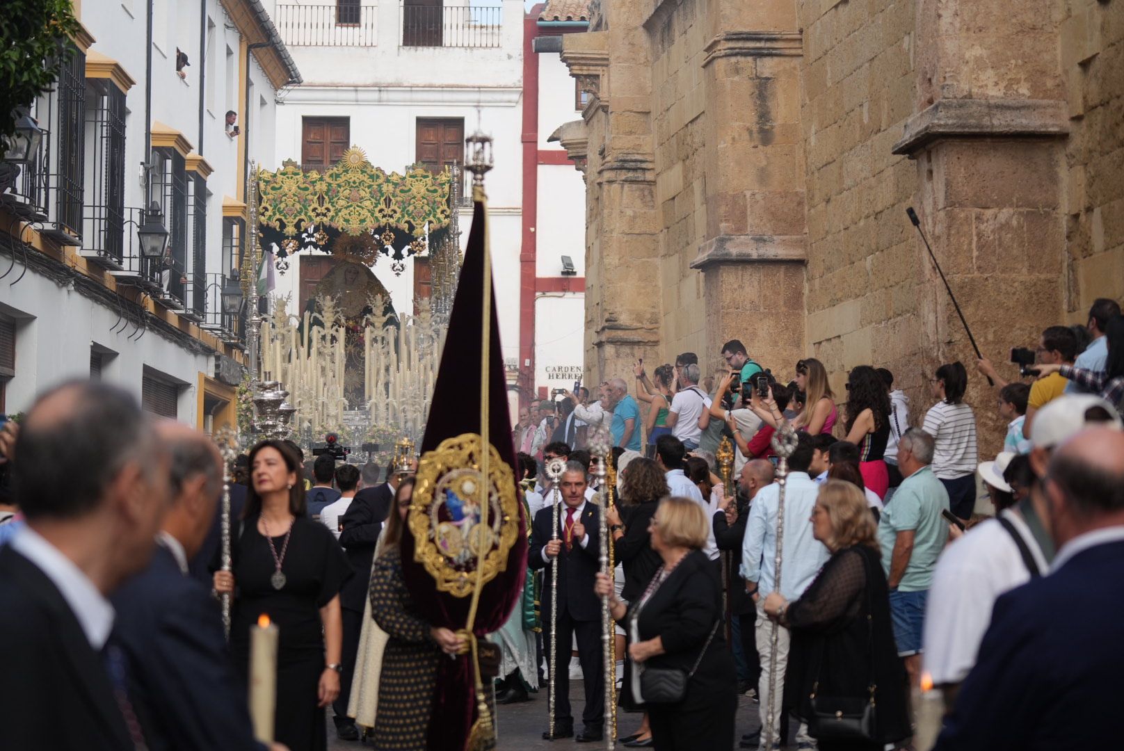 El regreso de La Cena a su templo, en imágenes