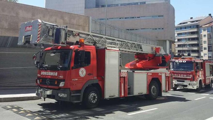 Parque de bomberos de Ourense. // Iñaki Osorio