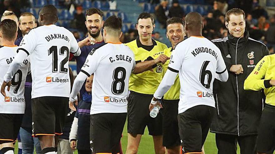 Los jugadores del Valencia CF consiguen una prórroga