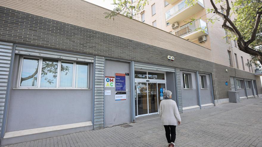 Elche refuerza la atención a víctimas de violencia ante otro retraso del Centro Mujer