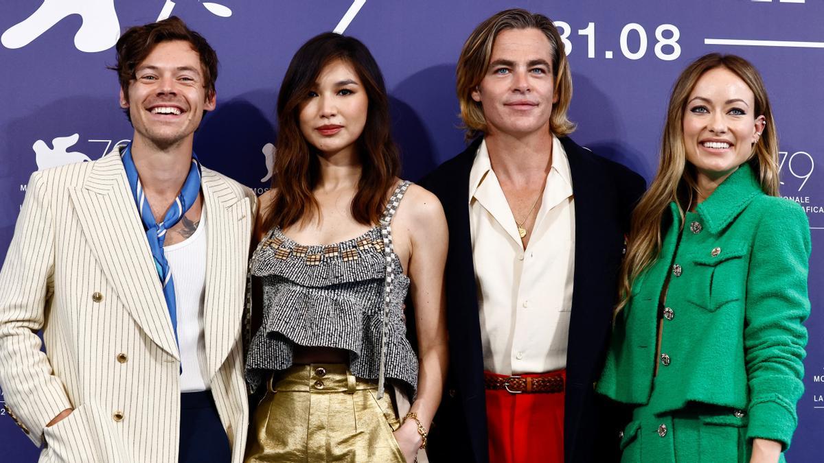 Harry Styles, Gemma Chan, Chris Pine y Olivia Wilde, tras la presentación de ''No te preocupes, querida' en Venecia