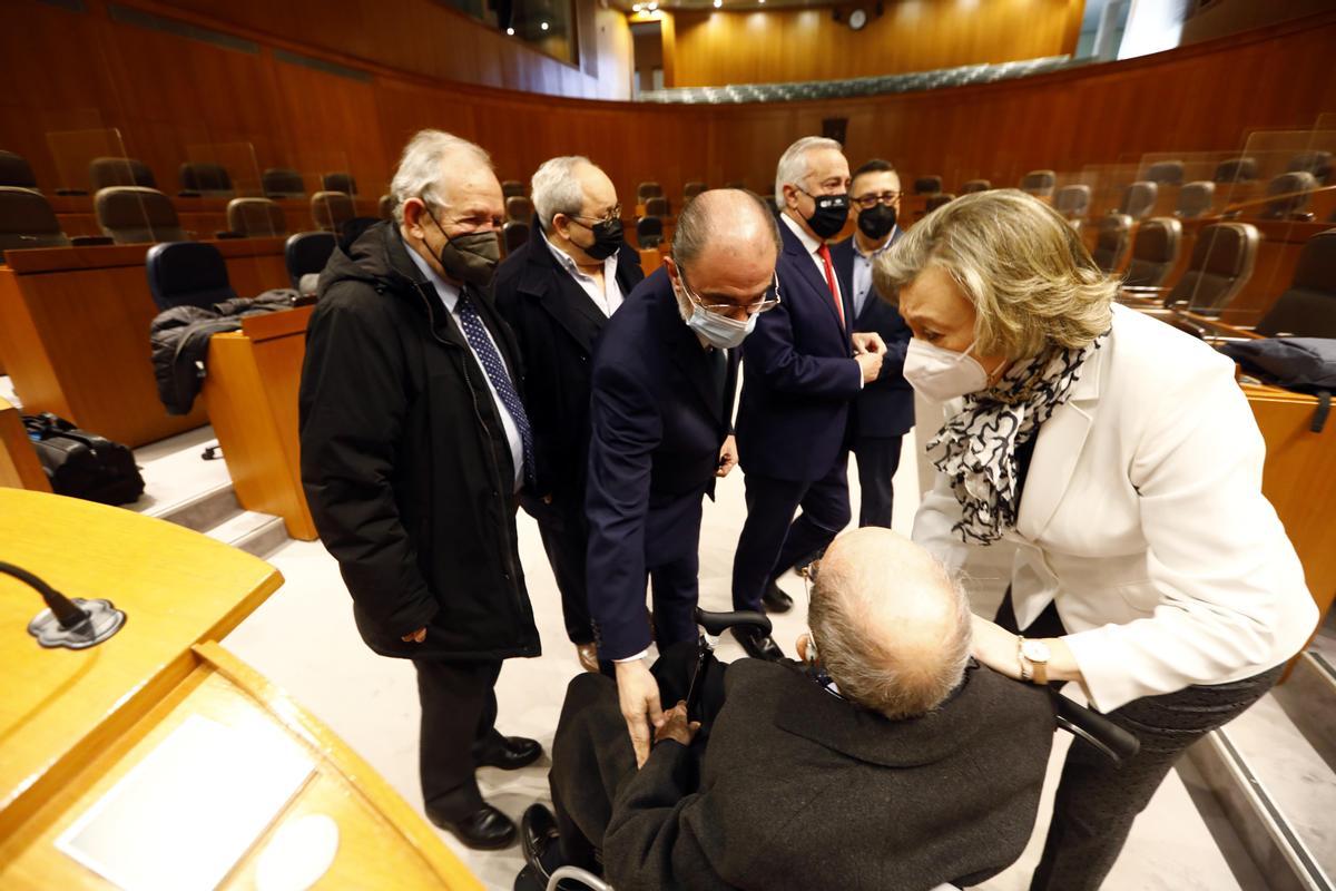 Así fue el reencuentro de presidentes autonómicos Así fue el reencuentro de presidentes autonómicos