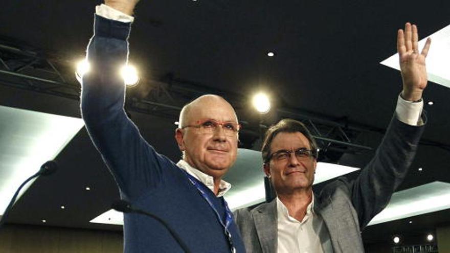 El líder de CiU y presidente de la Generalitat, Artur Mas,  junto a Josep A. Duran i Lleida.