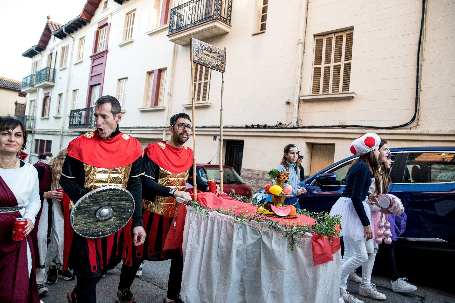 Busca't a les imatges de la rua de carnestoltes d'Avinyó