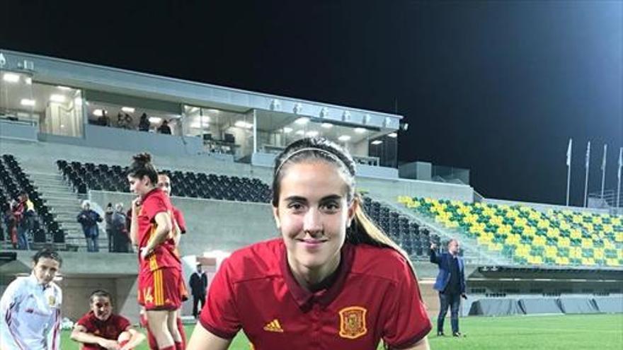 La mejor pegada de España le da el título en la final ante Italia