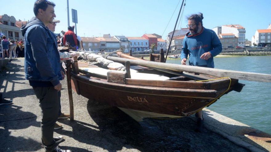 Un momento do bautismo de mar celebrado onte. | // NOÉ PARGA