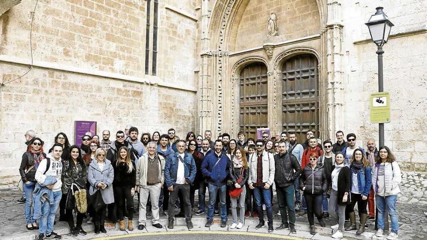 Foto de familia de los participantes en esta cita fotográfica.