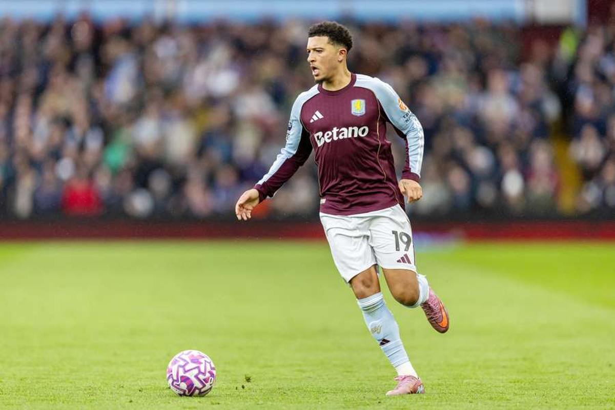 Jadon Sancho, extremo del Aston Villa