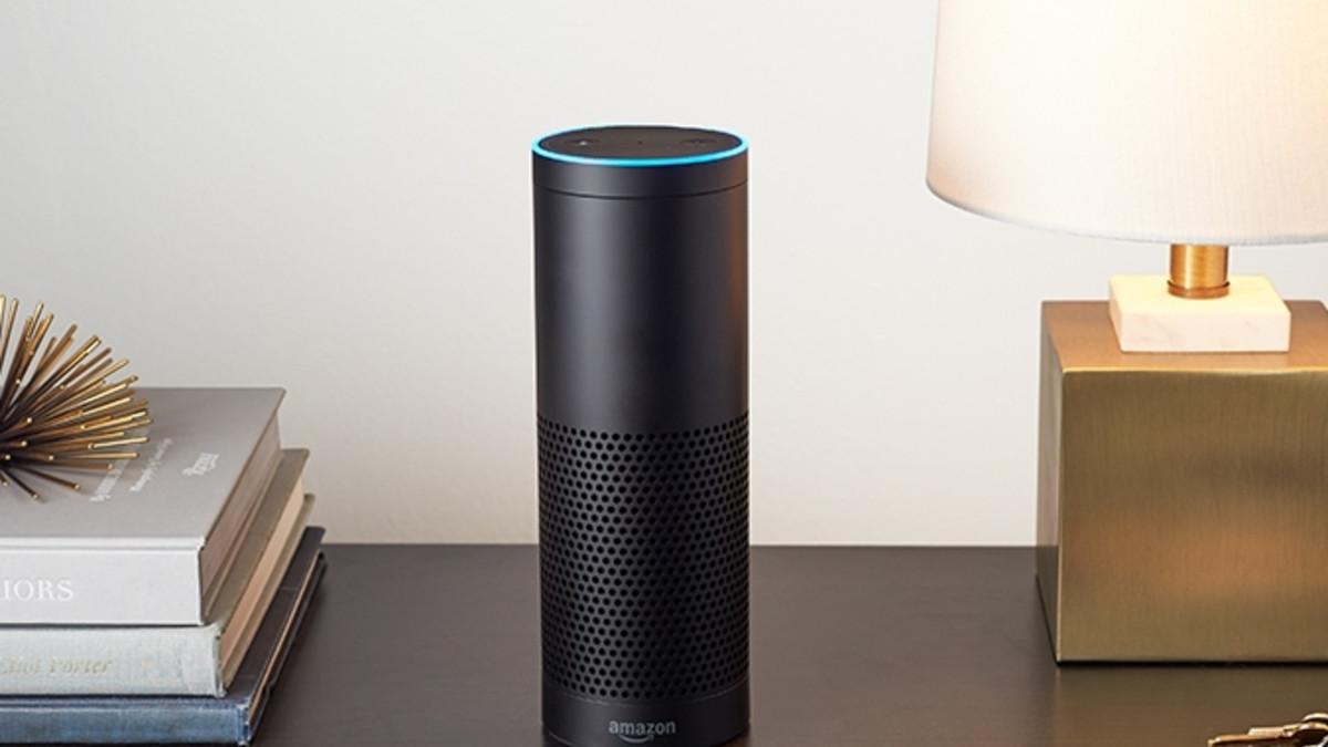 El Amazon Echo, asistente que integra Alexa.