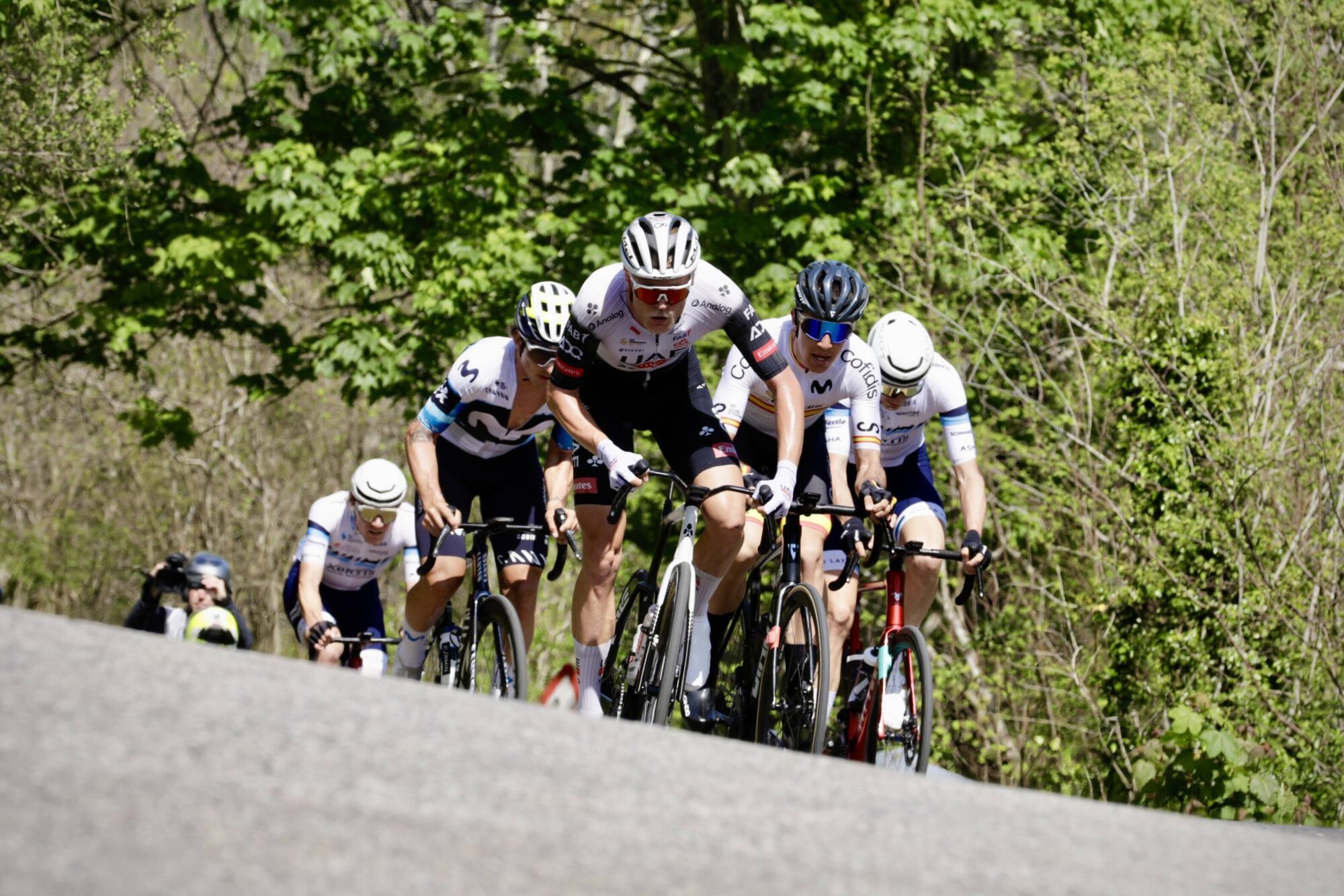 EN IMÁGENES: Segunda etapa de la Vuelta Ciclista Asturias.
