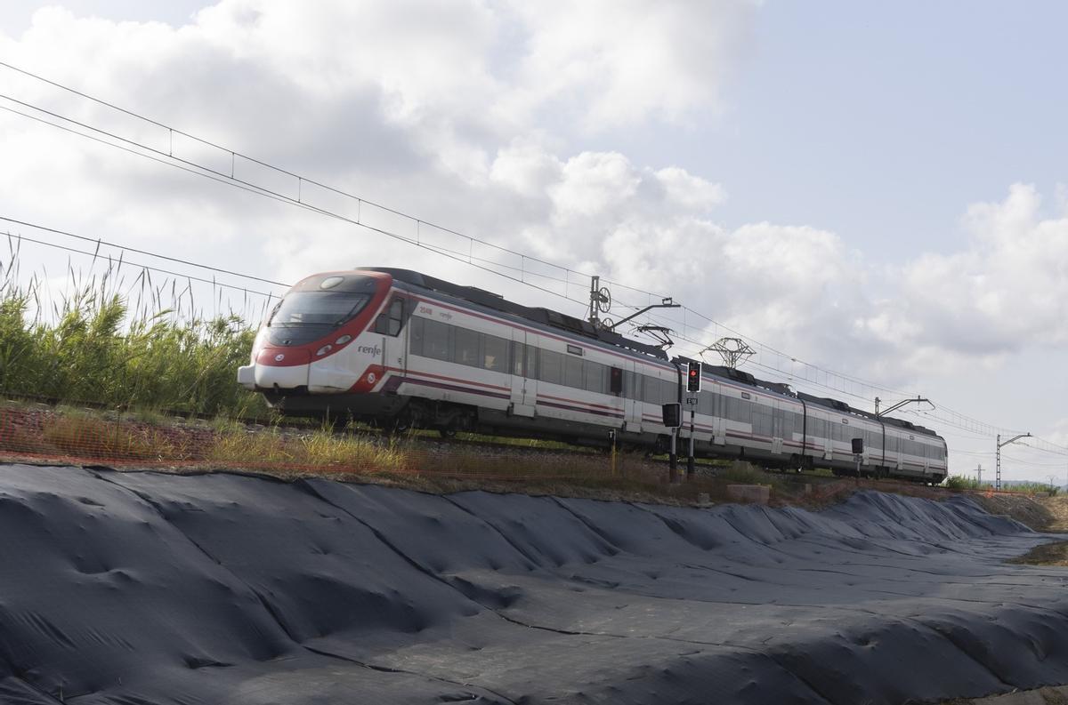 Un tren de Cercanías.