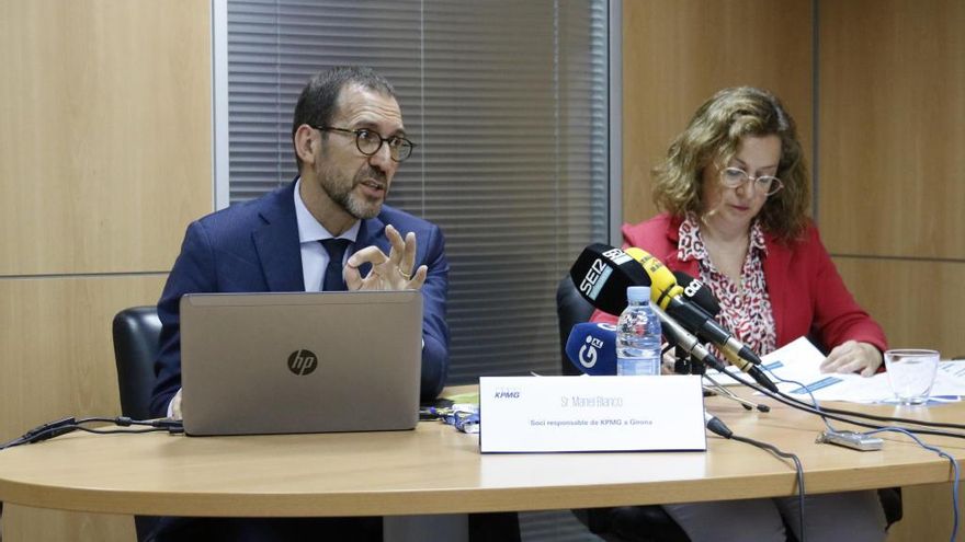 Un 35% de les 100 principals empreses gironines vol disminuir costos i un 9% es planteja reduir la plantilla