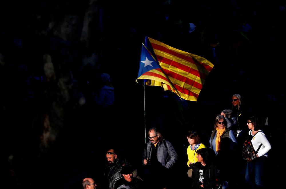 L'independentisme es manifesta a Barcelona en contra del judici del procés