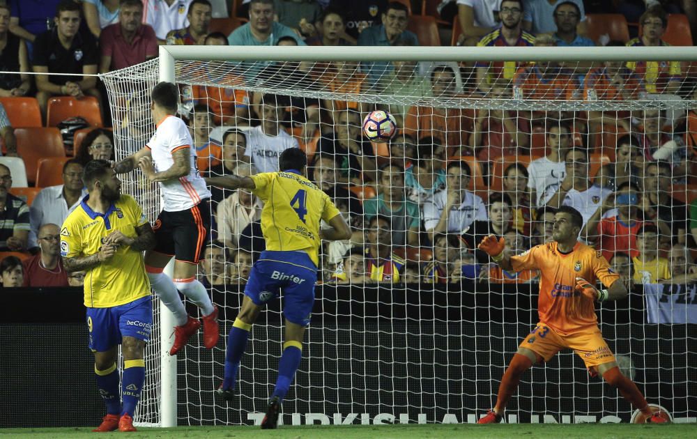 Primera jornada de la temporada 2016/2017 entre el Valencia CF y la UD Las Palmas