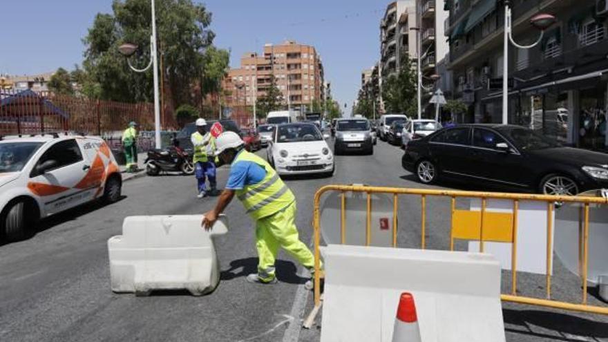 Las obras del colector de Carrús obligan a cerrar un mes al tráfico la avenida de Novelda