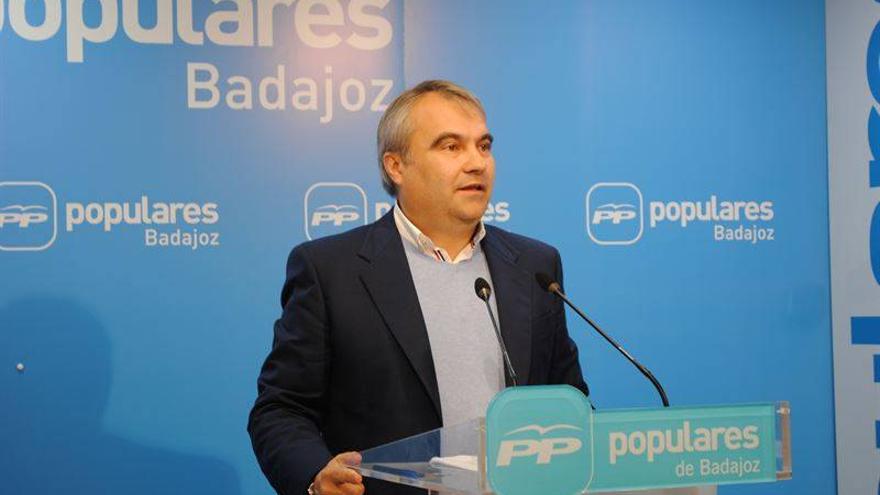 El delegado del Gobierno regresa al Ayuntamiento de Badajoz