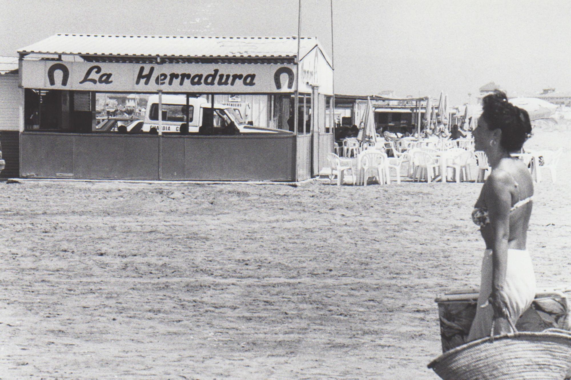 Así eran los chiringuitos en las playas de València y Alboraia en los años 80