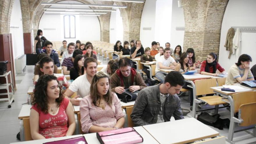 Alumnos de la Universidad Politécnica de Cartagena, en una imagen de archivo