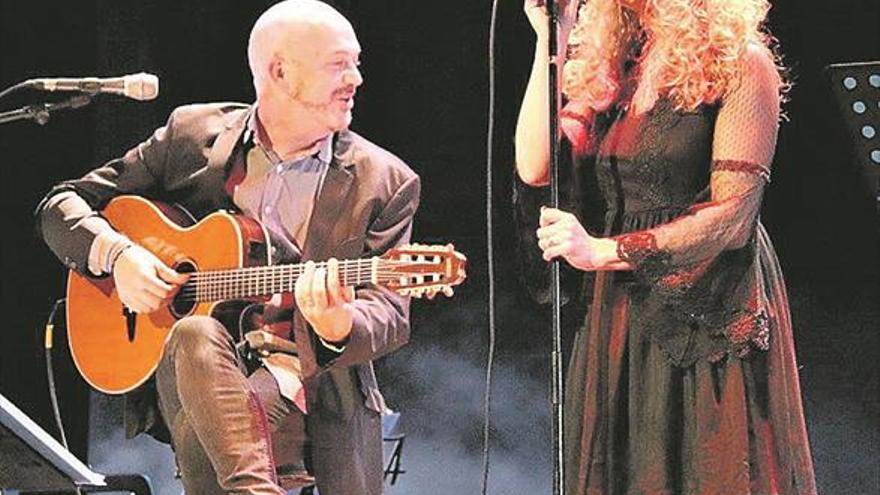 Nacho Mañó y Gisela Renes estrenan disco en Como Antes de Benicàssim