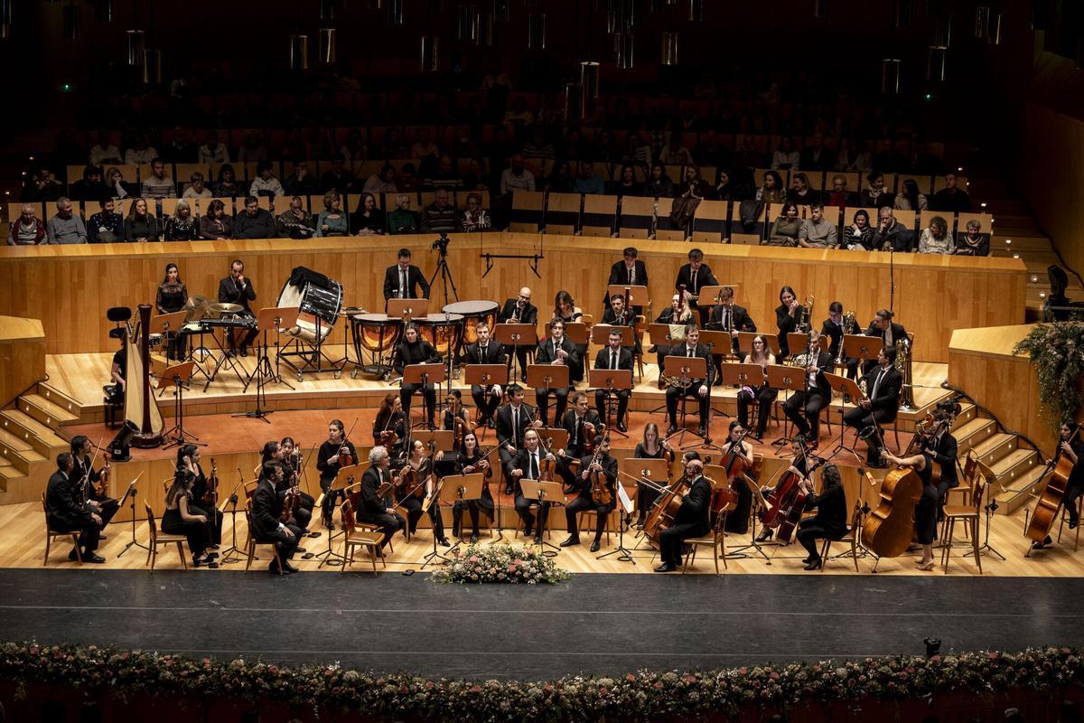 En imágenes |  El gran concierto de Año Nuevo colma de emoción una sala Mozart a rebosar El gran concierto de Año Nuevo colma de emoción una sala Mozart a rebosar