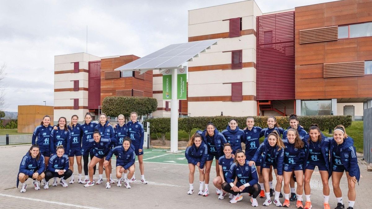 Iberdrola y la RFEF inauguran la primera Ciudad del Fútbol Sostenible en Madrid.