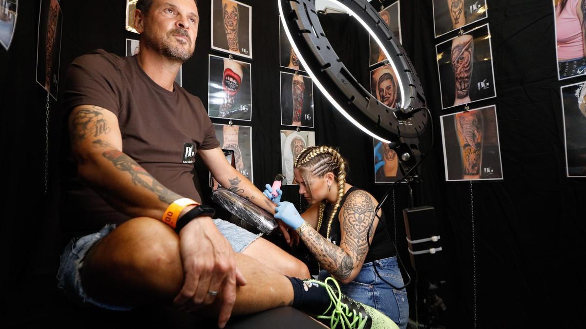 Imagen de una edición pasada de la Ibiza Tattoo convention en Santa Eulària.