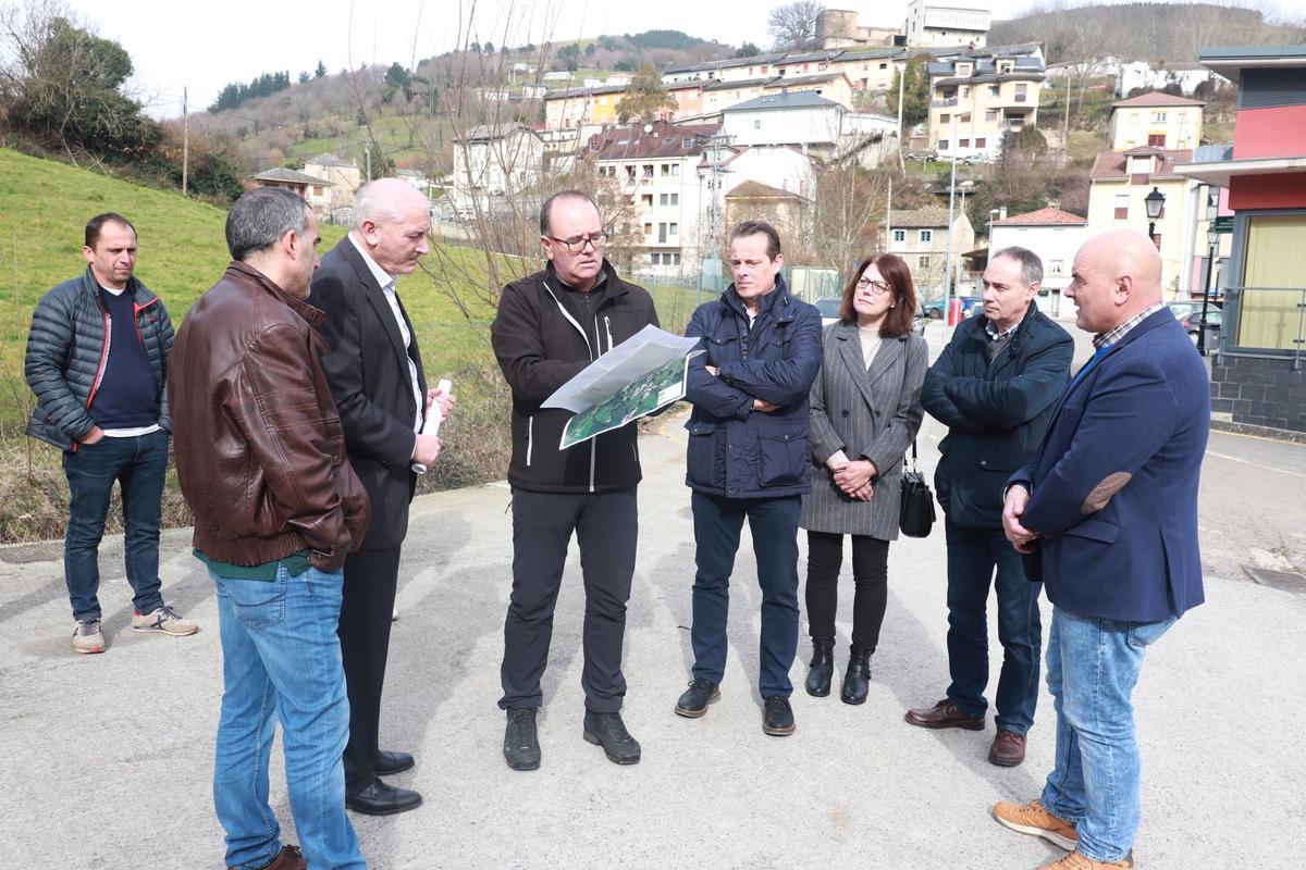 Visita del presidente de la Junta a Allande