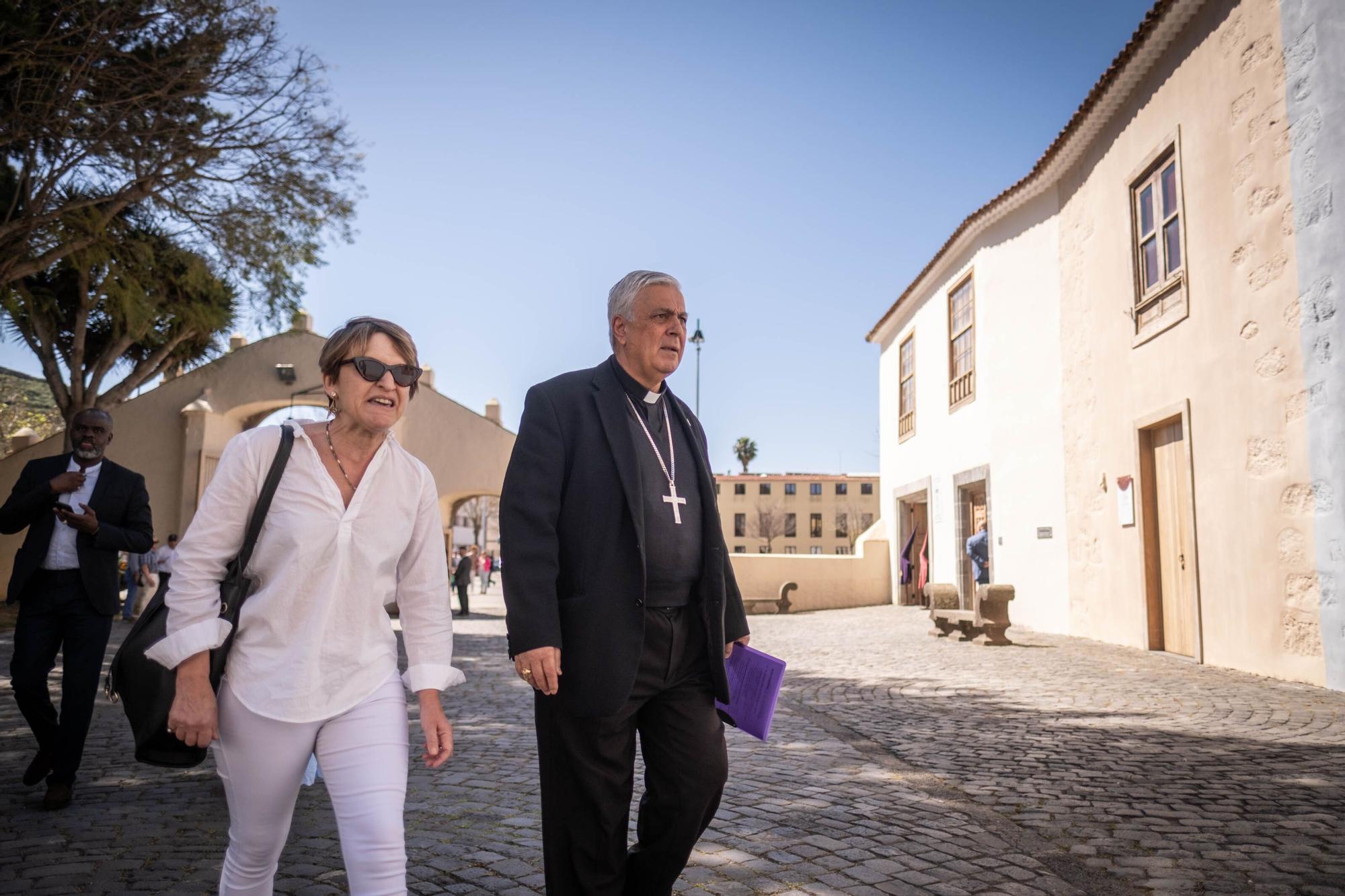 Presentación del velatorio de la plaza del Cristo de La Laguna